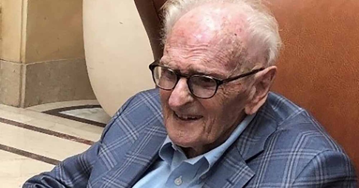 Stanford economics professor John G. Gurley dies | Stanford School of